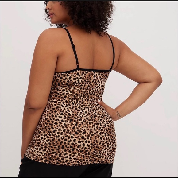 Torrid Cami Size 5X Leopard Print Foxy Scoop Neck Plus Tank Top Tee - Picture 3 of 4